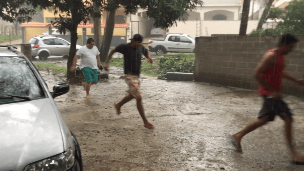 Chuvas castigam bairros de Cachoeiro