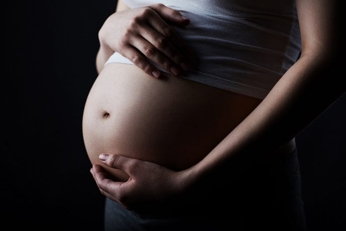 barriga de mulher grávida