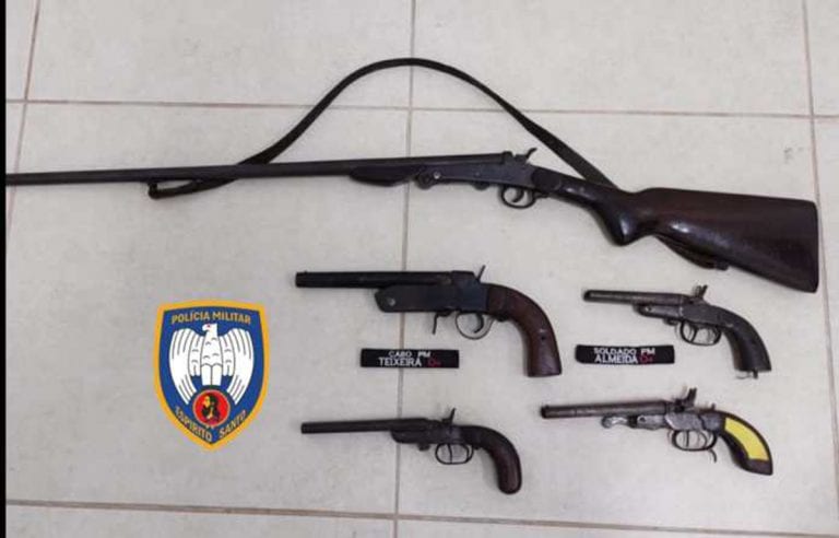 Homem é preso com cinco armas e 30 munições de diversos calibres em Jerônimo Monteiro
