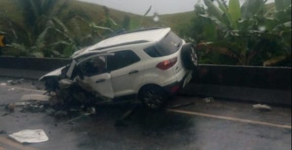 Acidente entre três veículos deixa uma vítima fatal em Rio Novo do Sul