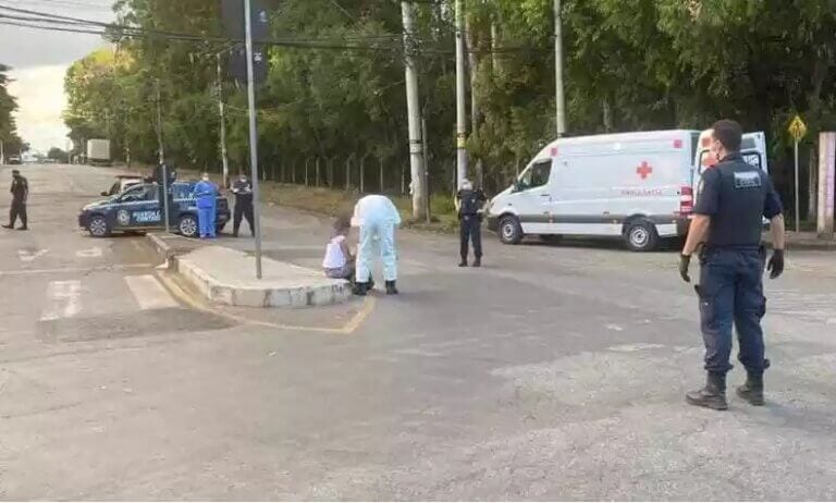 Paciente internado com Covid-19 foge do hospital e vai comprar bebida