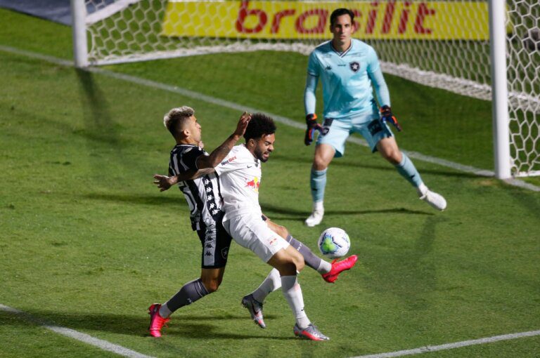 Bruno Nazário valoriza empate do Botafogo na estreia do Brasileirão