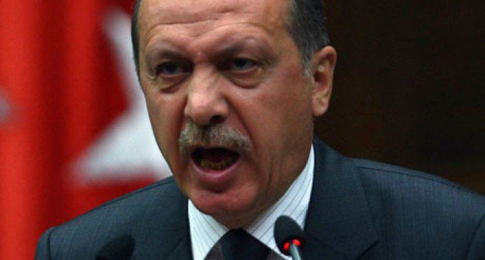 Erdogan vai continuar exploração no Mediterrâneo apesar dos avisos da UE