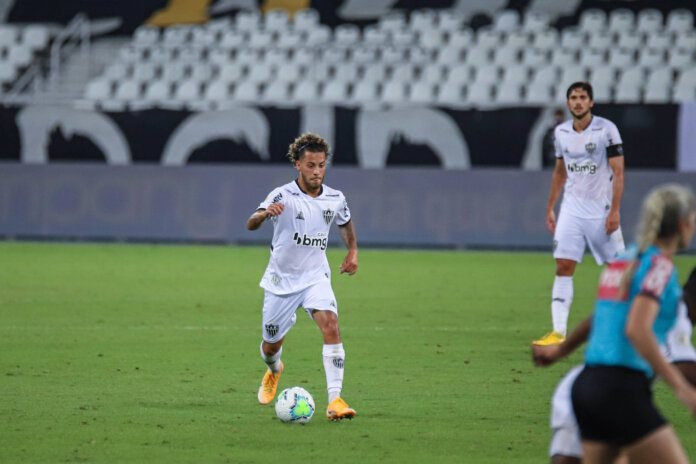 Sette Câmara não descarta venda de Guga ao Flamengo: 