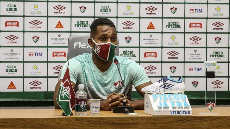 Luccas Claro comenta sobre renovação de contrato com Fluminense