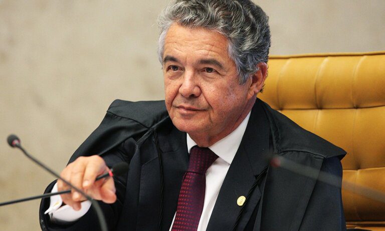 Marco Aurélio nega pedido do PDT para afastar Guedes do Ministério da Economia
