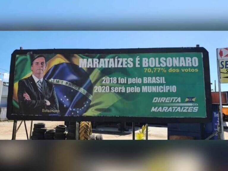 Movimento instala outdoor pró-Bolsonaro em Marataízes