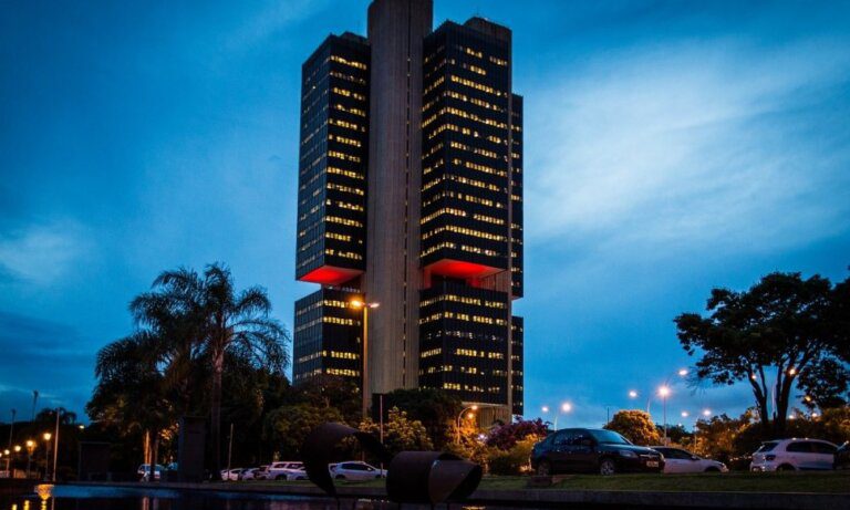 AGORA: Banco Central apresenta nota de R$ 200; assista ao vivo