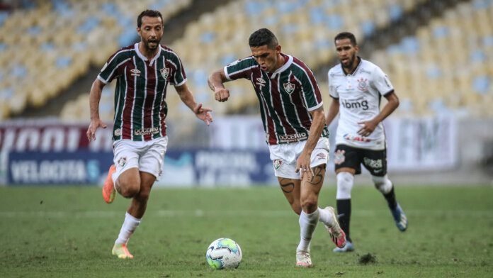 Danilo Barcelos posta mensagem após expulsão na estreia pelo Fluminense