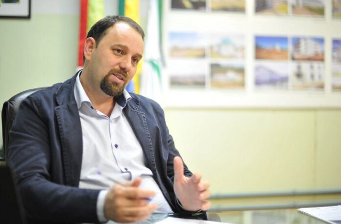 “Toda pessoa que deseja fazer o bem pelo nosso país encontrará resistência”, diz Reitor da UFFS em Chapecó