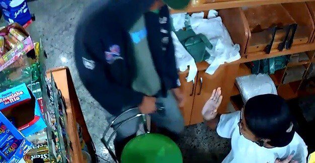 Homem armado assalta padaria em Cachoeiro do Itapemirim