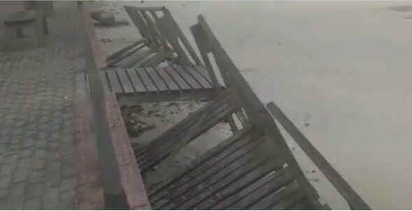 Moradores reclamam da rampa de acesso a praia da Areia Preta