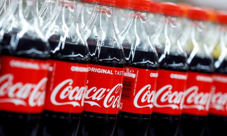 Coca-Cola vai fechar sede regional na Argentina e mudar administração para o Brasil