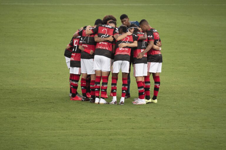 Flamengo ganha dois desfalques de última hora para duelo contra o Internacional
