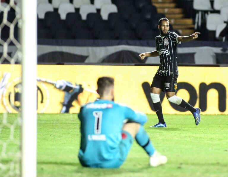 Corinthians mantém Vasco como “freguês” com vitória em São Januário