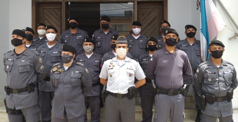 9ª Companhia Independente recebe os novos sargentos em Marataízes
