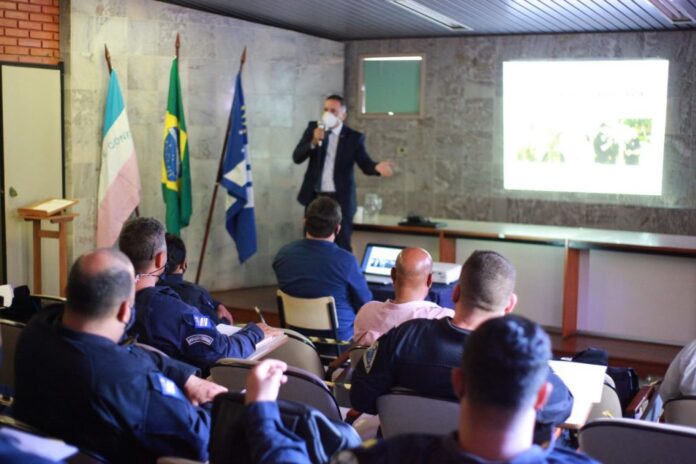 Guarda Municipal de Cachoeiro inicia curso para atualizar porte de arma e mudar calibre - Prefeitura de Cachoeiro de Itapemirim