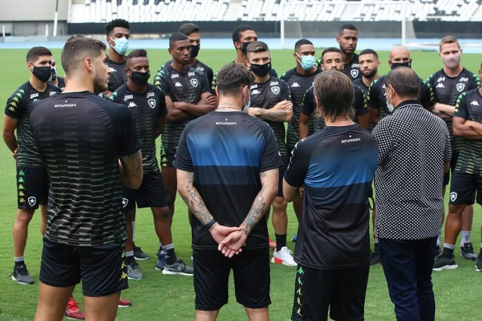 Botafogo quer unir talento brasileiro com intensidade argentina