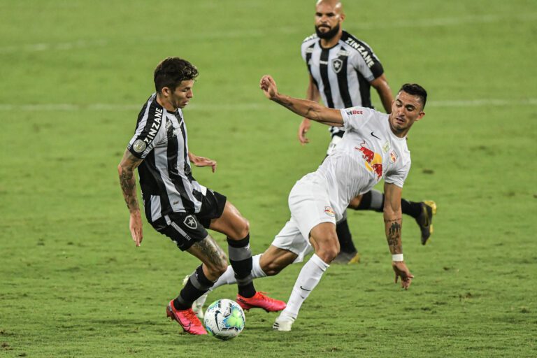 Veja fotos da vitória do Red Bull Bragantino sobre o Botafogo