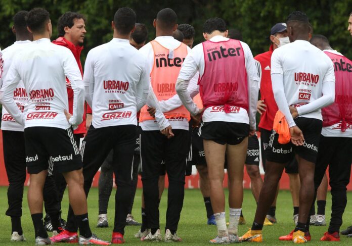 São Paulo recebe o Vasco tentando aumentar sequência invicta na temporada