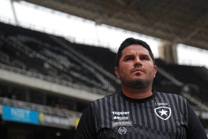 Barroca acredita em milagre para o Botafogo e não faz contas