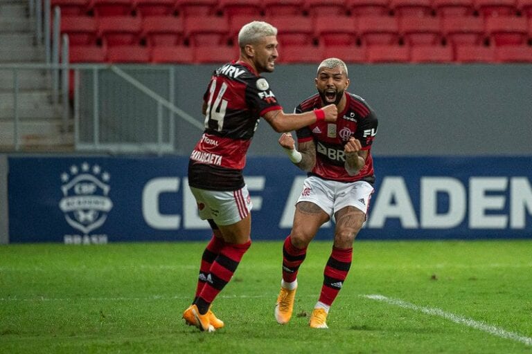 Flamengo busca vitória contra o Grêmio para seguir sonhando com título do Brasileirão