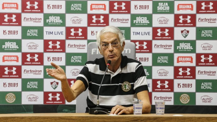 Celso Barros volta a criticar o presidente do Fluminense