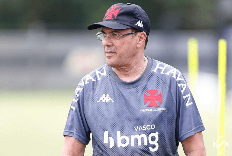 Luxemburgo promove seis mudanças no time titular do Vasco