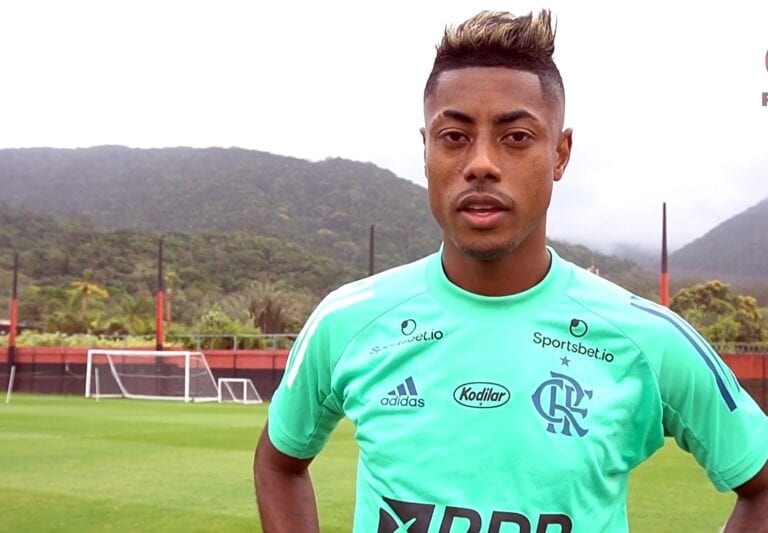 Bruno Henrique, do Flamengo, é absolvido e poderá enfrentar o Corinthians
