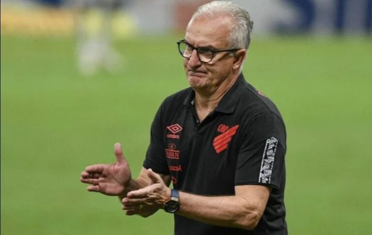 Dorival Júnior nega contato do Botafogo