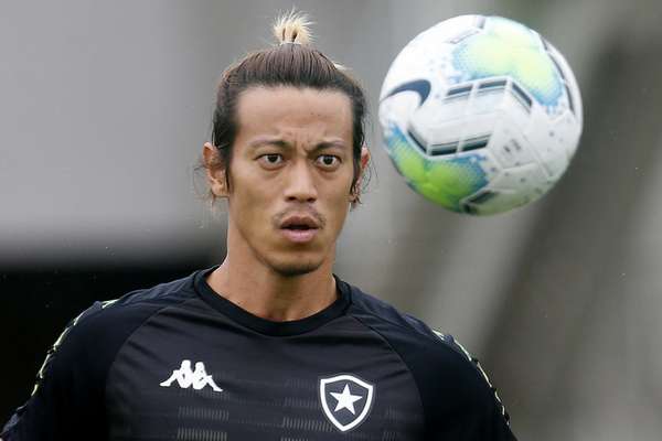 Ex-Botafogo, Honda rescinde contrato com Portimonense