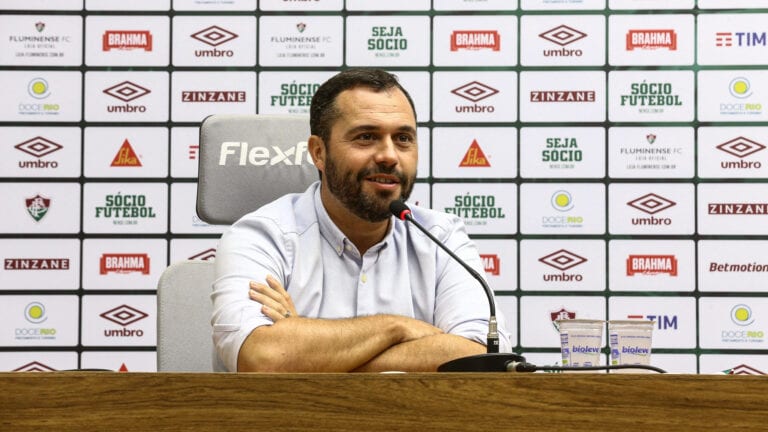 Mário Bittencourt, presidente do Flu, prevê chegada de reforços para próxima temporada