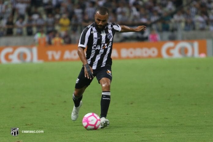Samuel Xavier anuncia saída do Ceará e atrai interesse do Fluminense