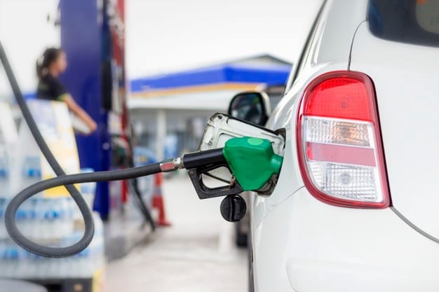 Procon realiza ação contra aumento antecipado no preço de combustíveis