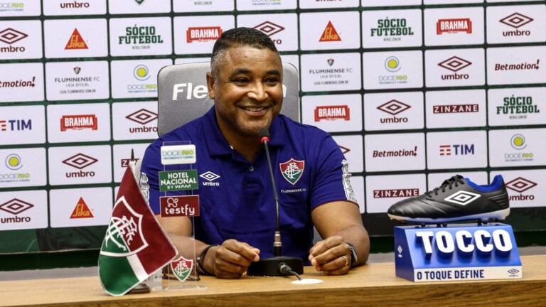 Otimista, Roger Machado crê até em título da Libertadores no Fluminense
