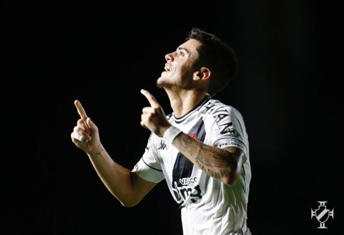 Gabriel Pec elogia postura ofensiva do Vasco