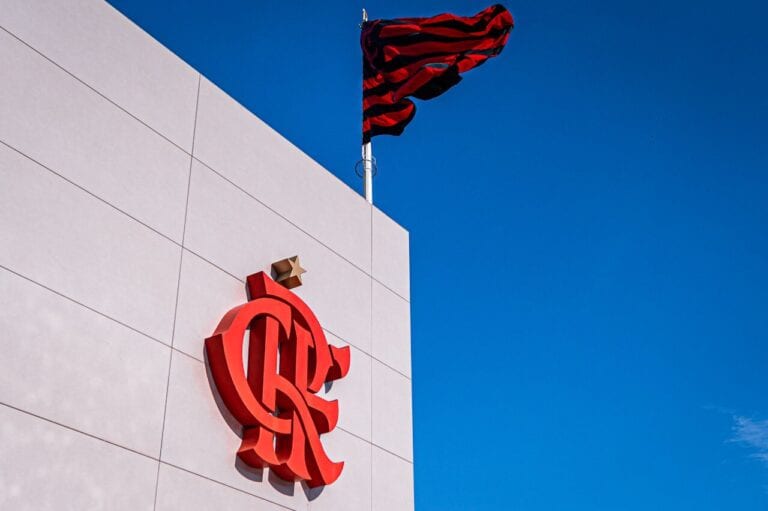 Segurança do Flamengo revela falha em extintores no Ninho do Urubu em tragédia