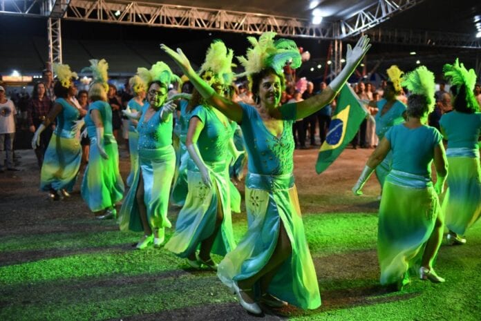 Dança na 3ª idade e show entre as atrações culturais on-line da semana