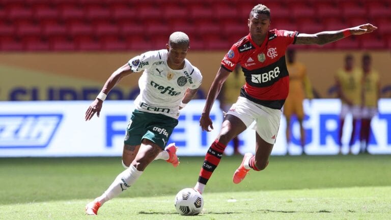 Danilo e Gabriel Menino mudam dinâmica do Palmeiras contra Flamengo: confira números