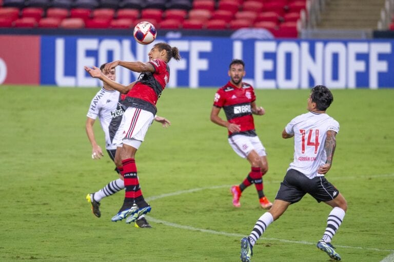 Medida na Argentina pode mudar horário de estreia do Flamengo na Libertadores