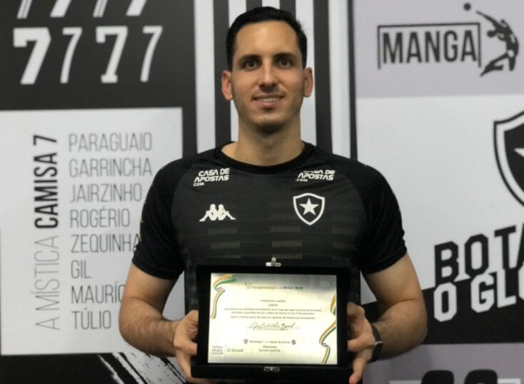 Botafogo negocia renovação de contrato com Gatito Fernández