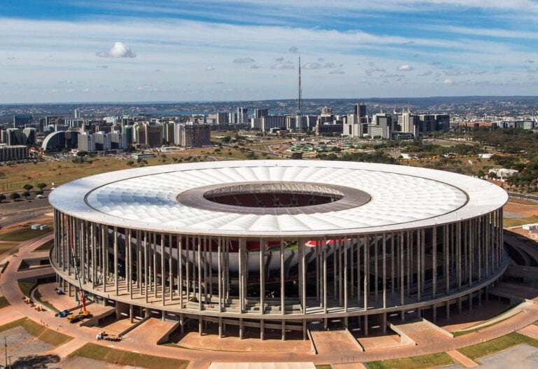 Supercopa do Brasil marca primeira decisão do Palmeiras jogando na capital do país
