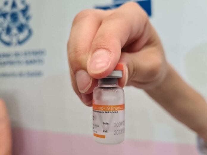 ES recebe mais 177,3 mil doses de vacina contra Covid-19