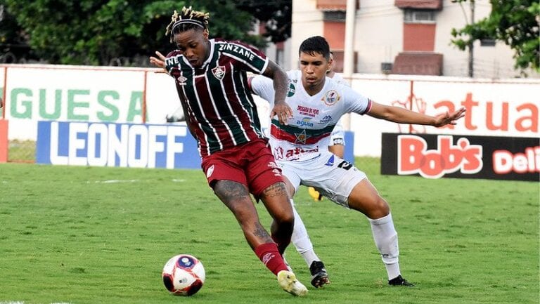 Fluminense e Portuguesa disputam vaga na final do Carioca