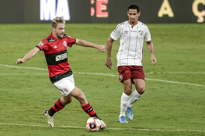 Record vai transmitir finais do Carioca entre Flamengo e Fluminense para todo o Brasil