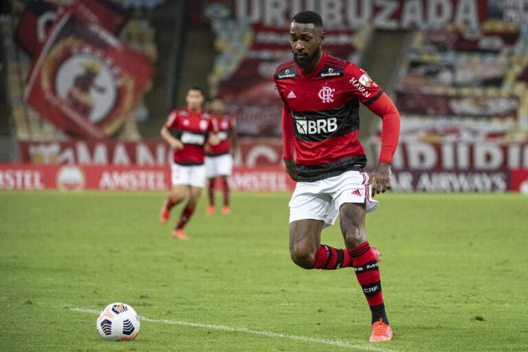 Flamengo e Olympique de Marselha discutem detalhes por Gerson