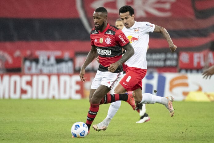 Flamengo inicia semana de despedida de Gerson na busca por substituto