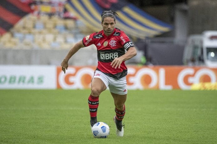 Flamengo vence o América-MG no Maracanã