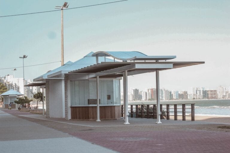 Ministério Público é acionado para discutir isenção de ambulantes e quiosqueiros em Guarapari