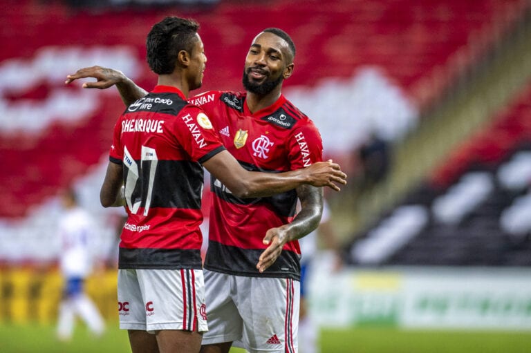 Na despedida de Gerson, Bruno Henrique brilha e Flamengo bate o Fortaleza pelo Brasileirão